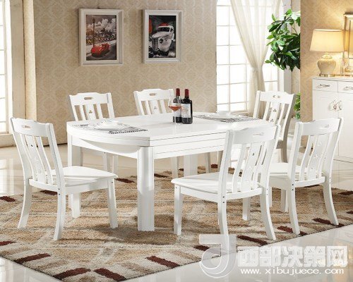 喜歡白色餐桌 但椅子該如何搭配？