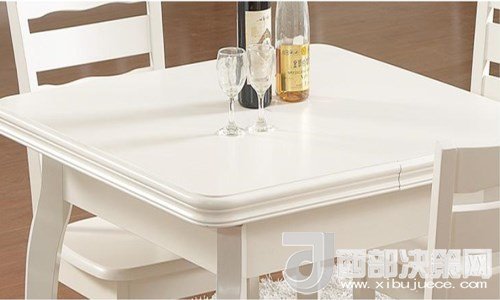 喜歡白色餐桌 但椅子該如何搭配？