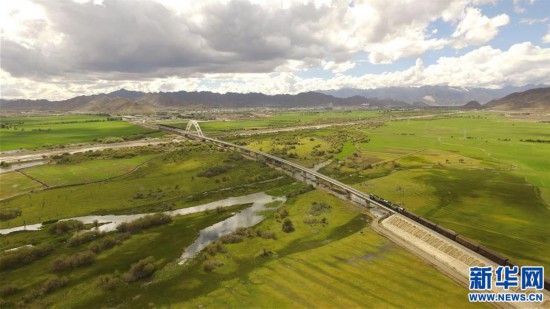 （經(jīng)濟）（9）西藏立體交通網(wǎng)絡(luò)展新顏