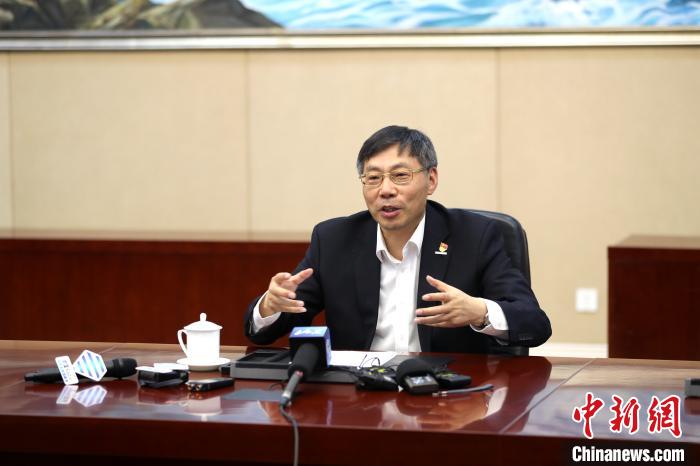 近日，全國人大代表、浪潮集團(tuán)董事長(zhǎng)兼CEO孫丕恕接受媒體采訪。浪潮集圖供圖